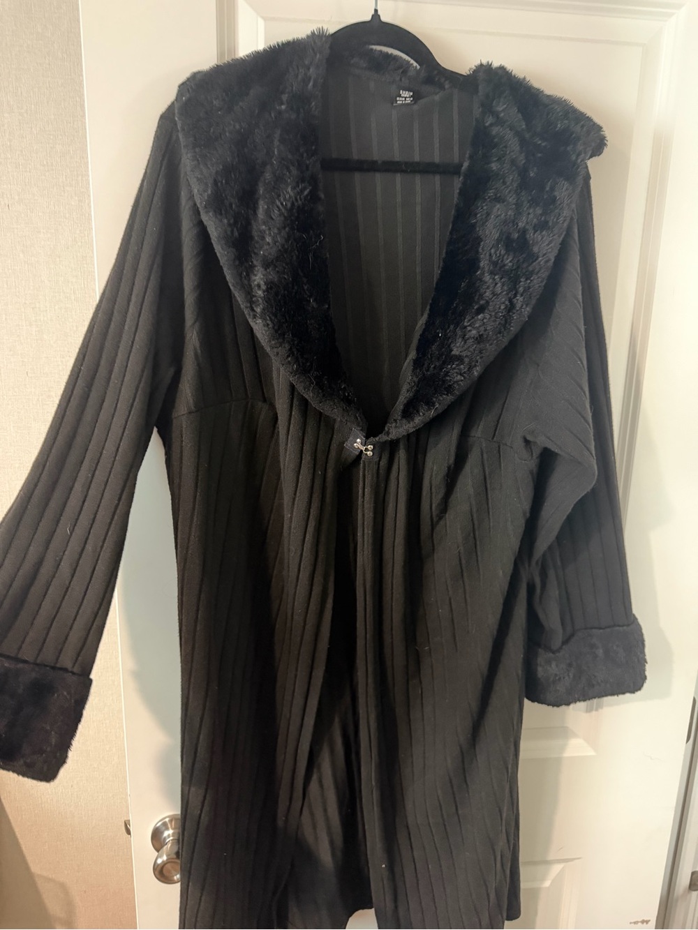 Black Faux-Fur Trim Womens plus size long coat
